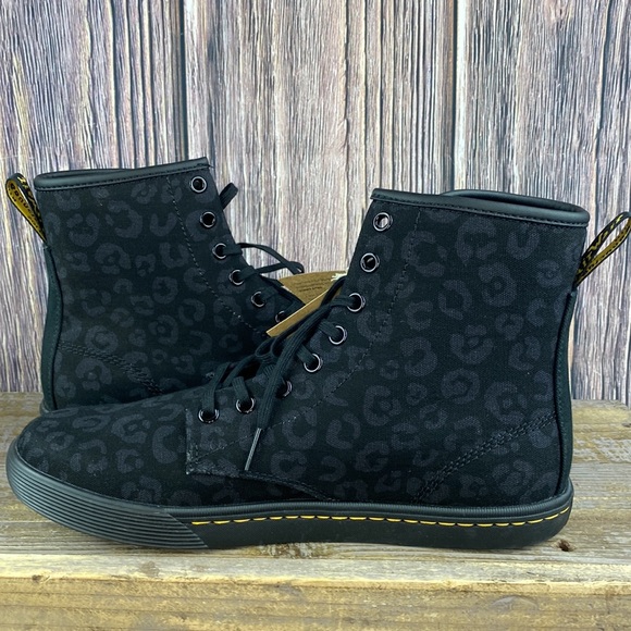Nwt Dr Martens Sheridan Canvas Boots 